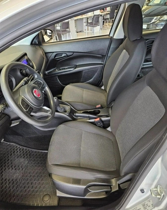 Fiat Tipo cena 48900 przebieg: 57897, rok produkcji 2021 z Garwolin małe 562